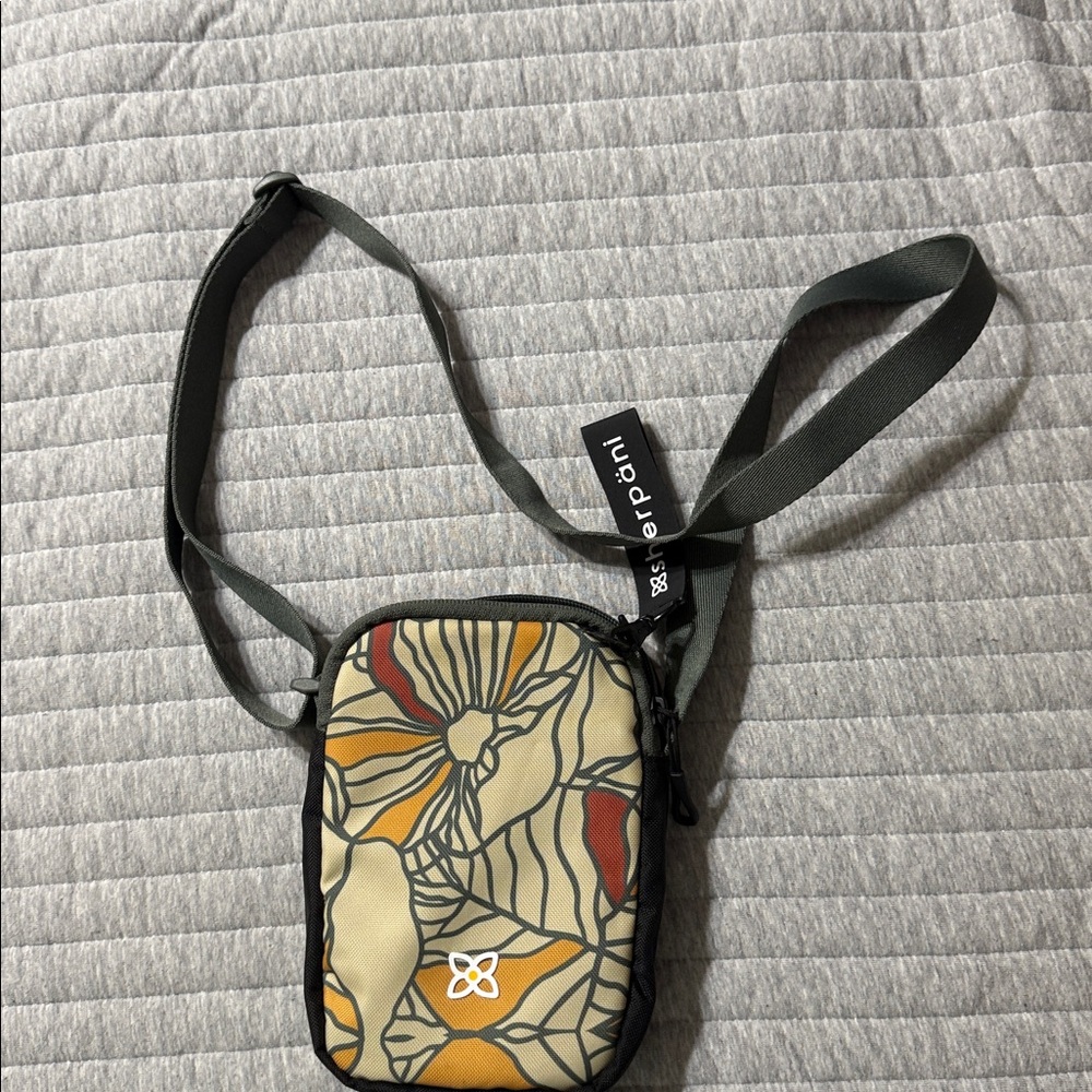 Colorful Crossbody Bag with Floral Design